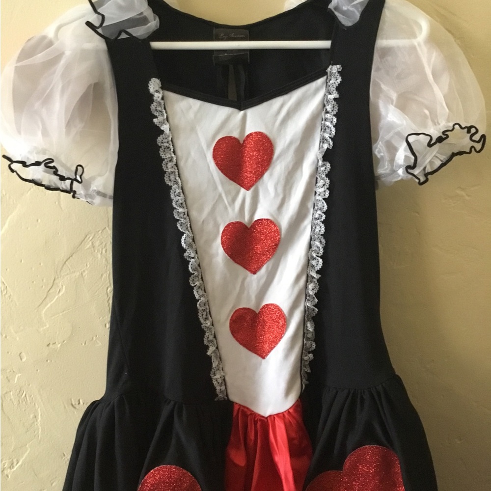 NWT Jr. Girls Teen Wonderland Queen , Queen of Hearts Halloween Costume - Picture 3 of 5